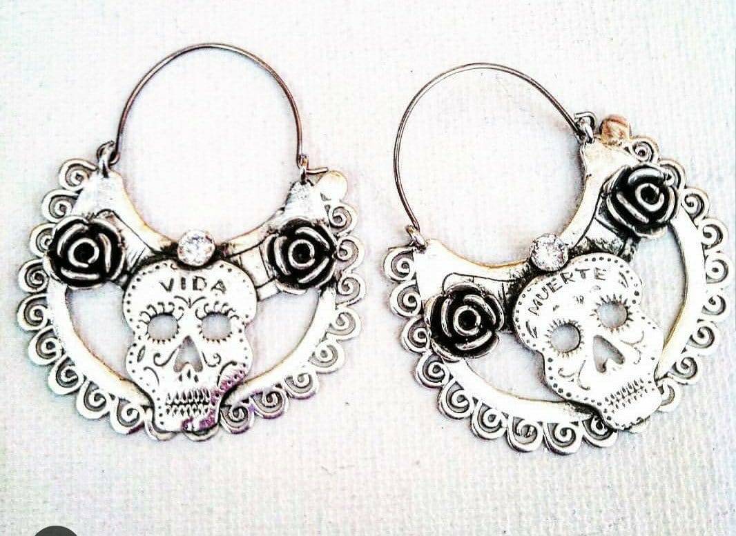 Sugar Skull Cz Rose Arracadas