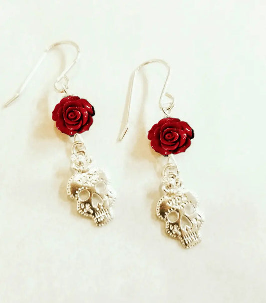 Vida Skull Mini Rose Earrings