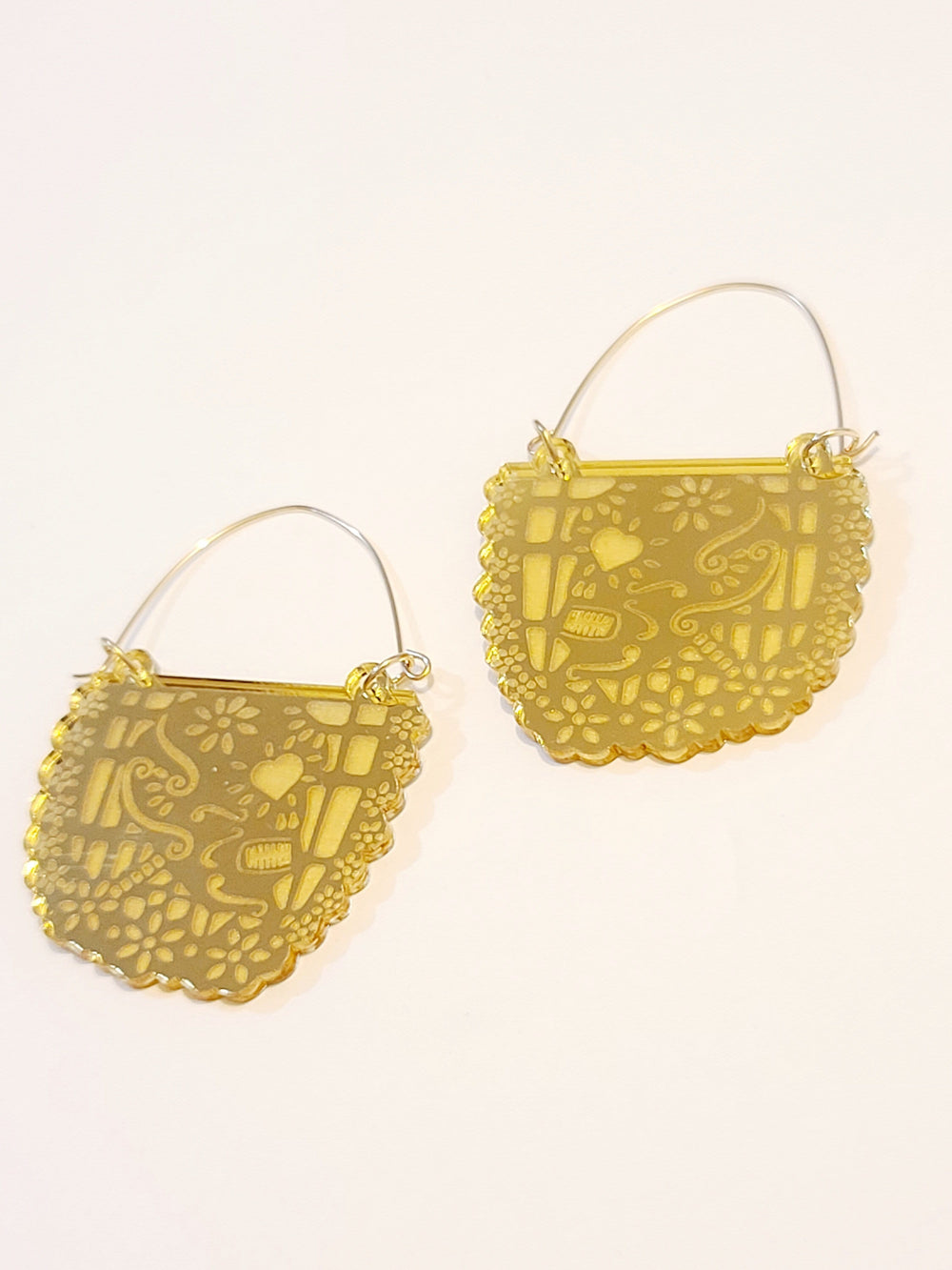 Papel Picado Oro Hoop Earrings