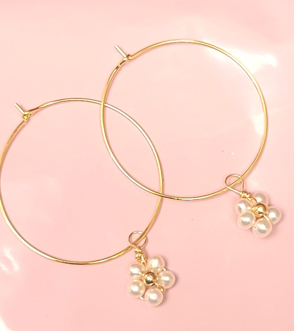 Pearl Flower Endless Hoop Earrings