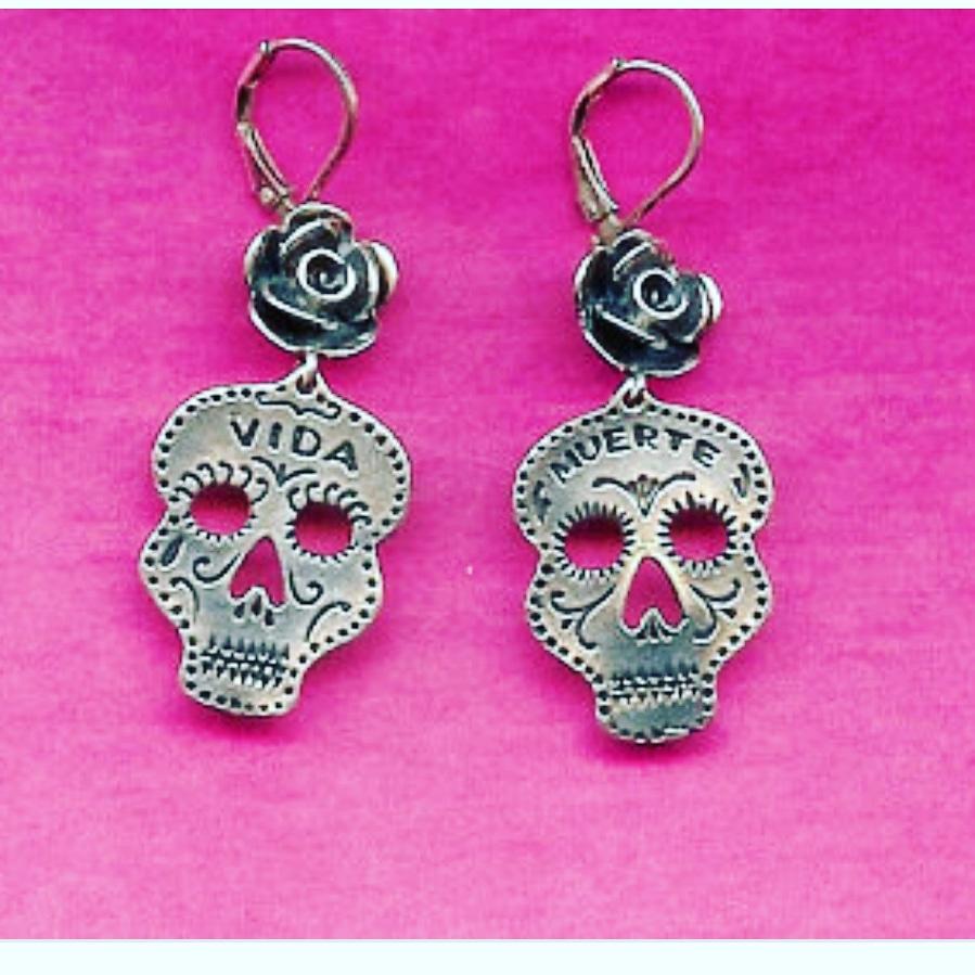 Rose Vida y Muerte Earrings